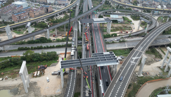 千噸鋼骨鑄通途，恒馳鋼構(gòu)助力甬臺(tái)溫高速完美“跨越”